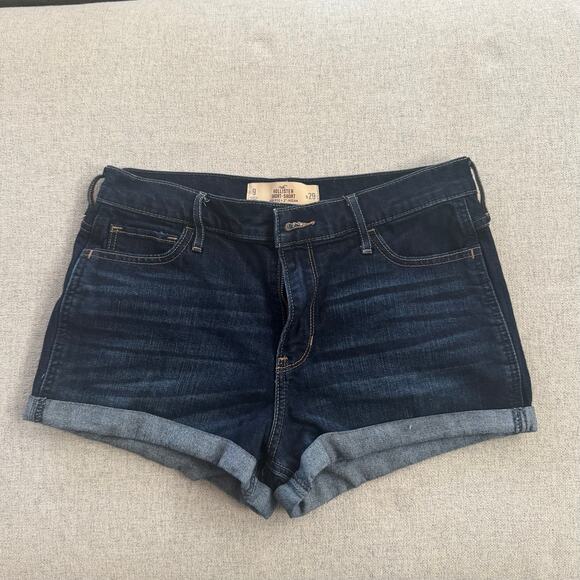 Hollister Jean “Short-Shorts” in Size 9 - Picture 3 of 4